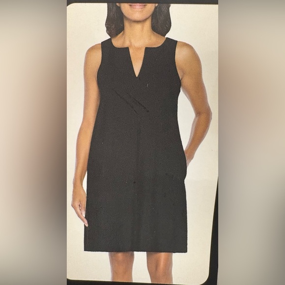 Banana Republic Dresses & Skirts - Banana Republic Black Strapless Dress